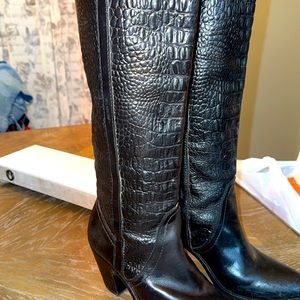 Black Frye riding boots! Classic, vintage and timeless
